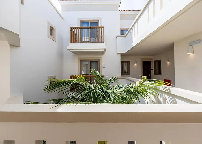 Aegean Lägenhetshotell 4*