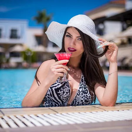 Aparthotel Aegean 4*