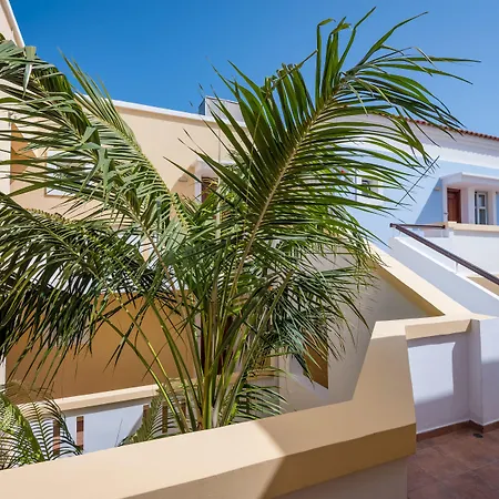 アパートホテル Aegean